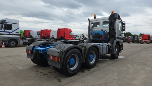Mercedes-Benz--actros 2643
