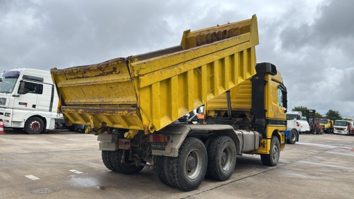 Mercedes-Benz--ACTROS 2640