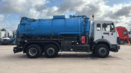 Mercedes-Benz--SK 2422