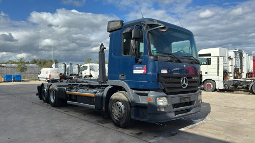 Mercedes-Benz--actros 2541