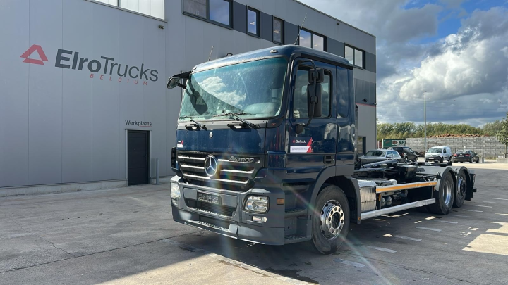 Mercedes-Benz--actros 2541