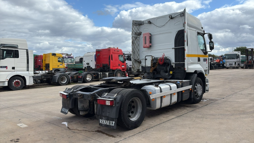 Renault--Premium 450 DXI