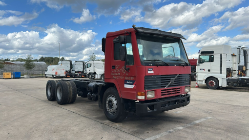Volvo--FL 7 - 260