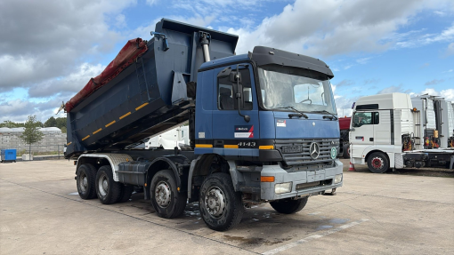Mercedes-Benz--Actros 4143