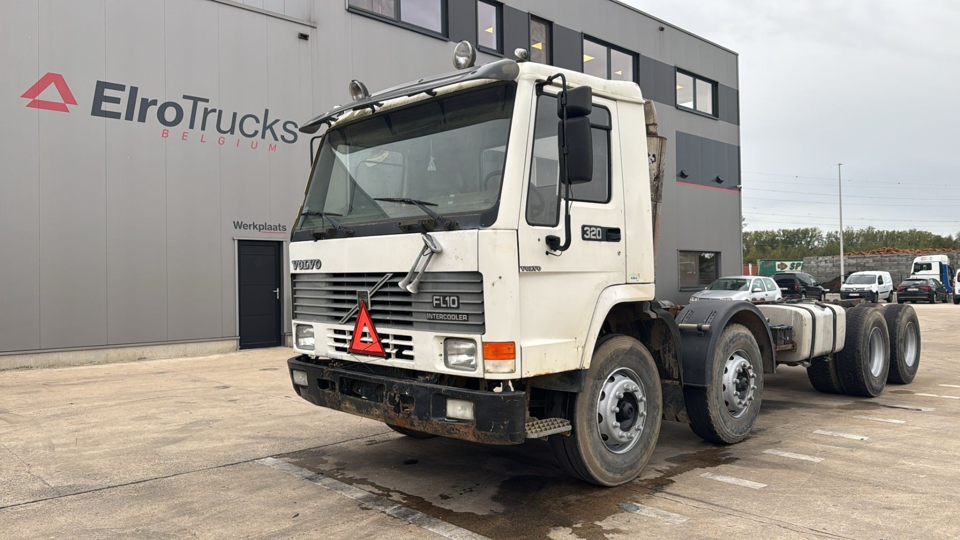 Volvo--FL 10 - 320