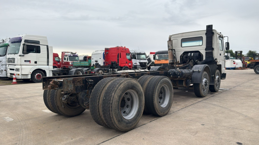 Volvo--FL 10 - 320