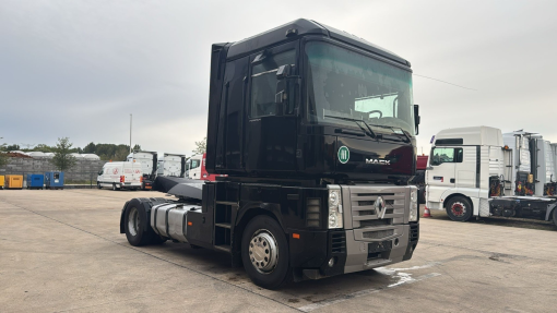 Renault--AE 440 Magnum E-tech