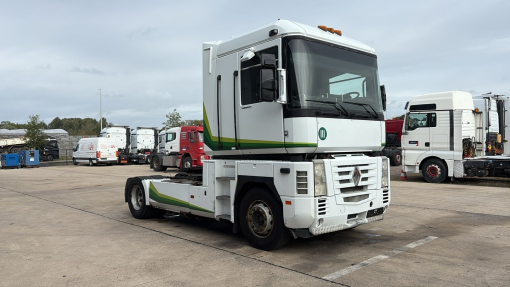Renault--AE 440 Magnum E-tech