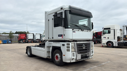 Renault--Magnum 480