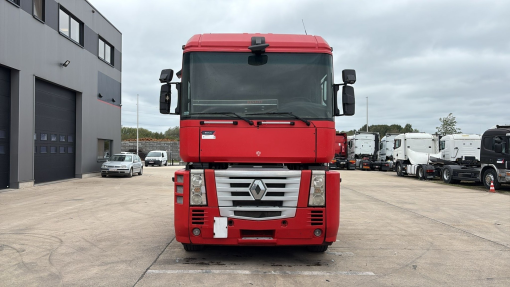Renault--MAGNUM 460