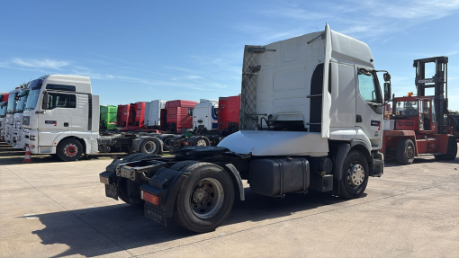 Renault--Premium 420