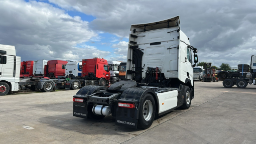 Renault--T 440