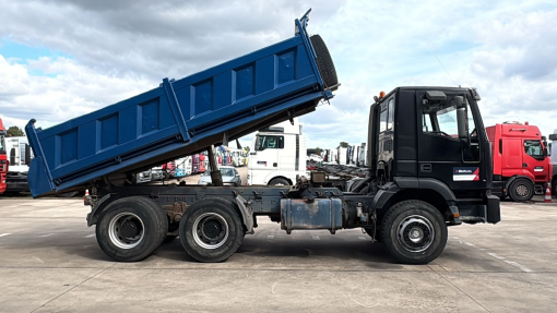 Iveco--Eurotrakker 260 E 34