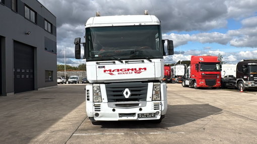 Renault--AE 440 Magnum E-tech