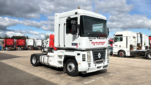 Renault--AE 440 Magnum E-tech