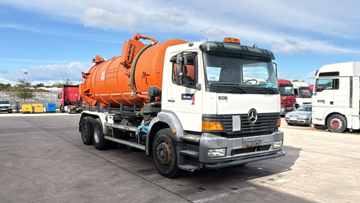 Mercedes-Benz--Atego 2528