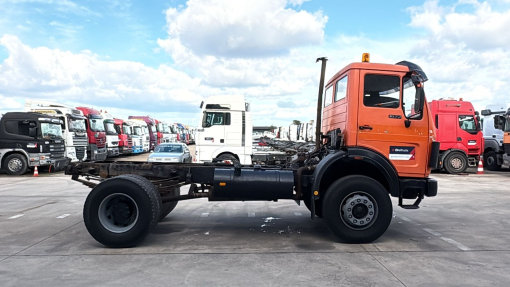 Mercedes-Benz--SK 1622
