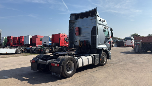 Renault--Premium 450 DXI