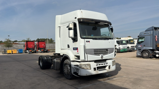 Renault--Premium 440 DXI