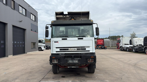 Iveco--EUROTRAKKER 320 E 35