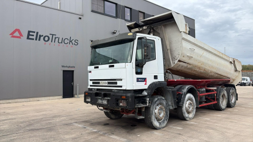 Iveco  EUROTRAKKER 320 E 35
