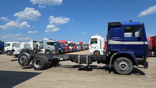Volvo--F 12 - 360