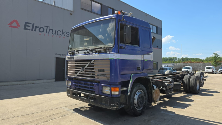 Volvo--F 12 - 360