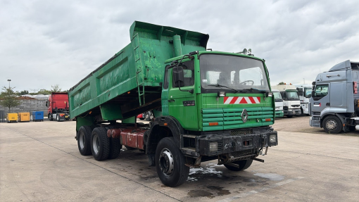 Renault--G 300 MAXTER
