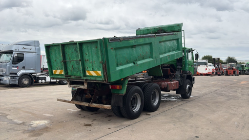 Renault--G 300 MAXTER