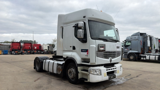 Renault--Premium 440 DXI