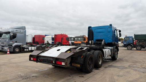 Renault--Kerax 520