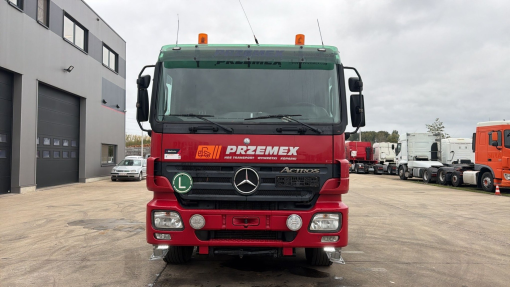 Mercedes-Benz--Actros 2644