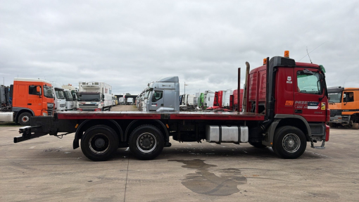 Mercedes-Benz--Actros 2644