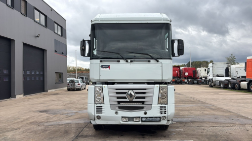 Renault--AE 440 Magnum E-tech