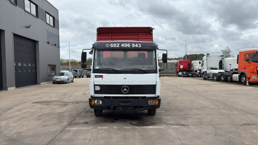 Mercedes-Benz--SK 814