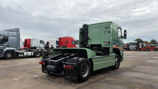 Volvo--FH 12.380