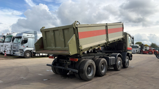 Mercedes-Benz--Actros 3235