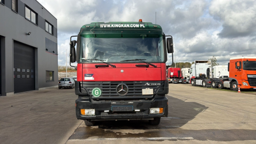 Mercedes-Benz--Actros 1831