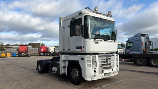 Renault--Magnum 480 DXI