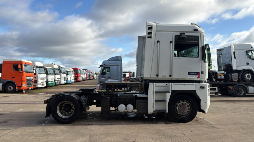 Renault--Magnum 480 DXI