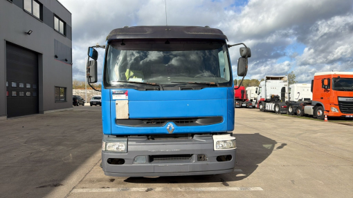 Renault--Premium 320