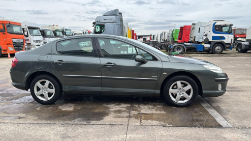 Peugeot-407-