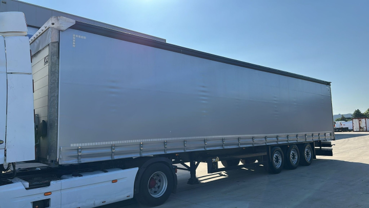 Schmitz Cargobull--SCB*S3T