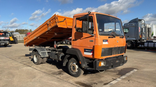 Mercedes-Benz--SK 814