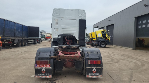 Renault--Premium 385