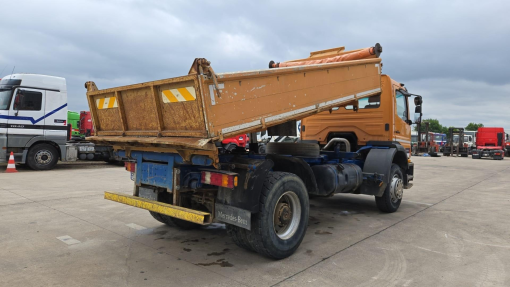 Mercedes-Benz--Atego 1928