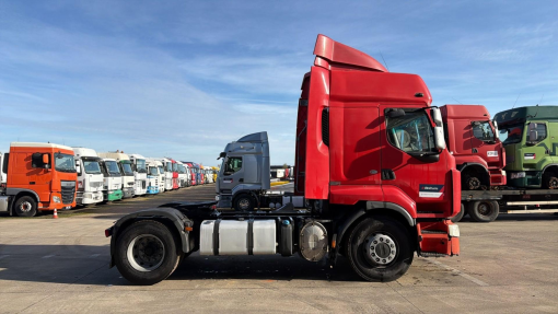 Renault--Premium 450 DXI