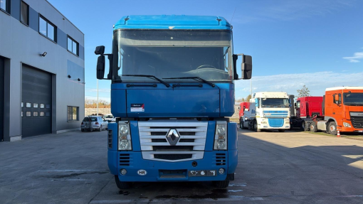 Renault--AE 440 Magnum E-tech