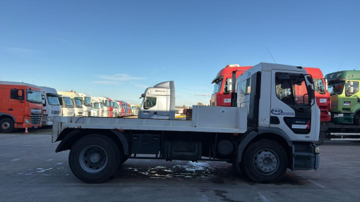 Renault--PREMIUM 260