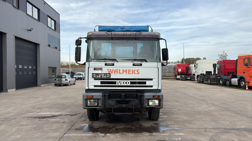 Iveco--Eurotrakker 260 E 37